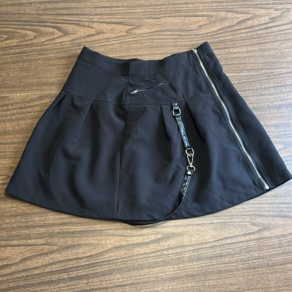 Goth Black Skirt With Faux Leather Suspenders - Picture 2 of 3